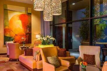 هتل Hilton San Francisco Airport Bayfront