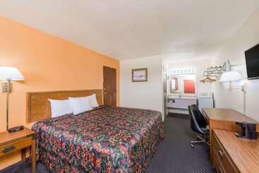 هتل Knights Inn   Chanute
