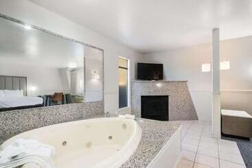 هتل Quality Inn South Lake Tahoe
