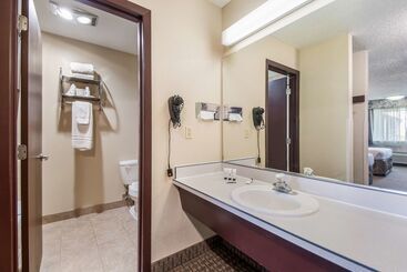 هتل Red Lion Inn & Suites Vancouver