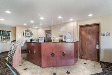 هتل Red Lion Inn & Suites Vancouver