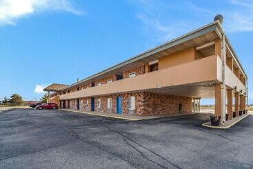 هتل Rodeway Inn University District