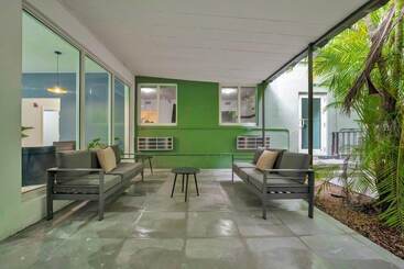 Garden Hotel Miami Airport, Trademark Collection By Wyndham