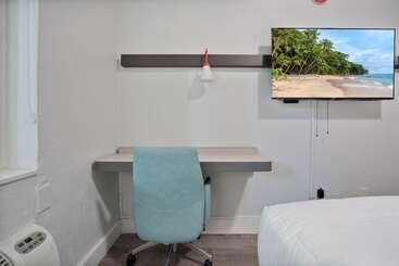 Garden Hotel Miami Airport, Trademark Collection By Wyndham