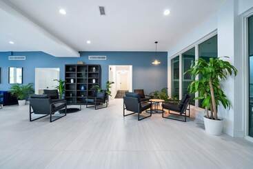 Garden Hotel Miami Airport, Trademark Collection By Wyndham