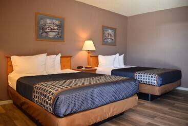 هتل Satellite Inn