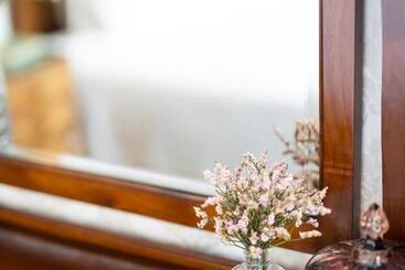 هتل Seven Gables Inn On Monterey Bay, A Kirkwood Collection