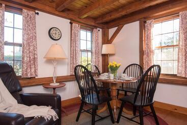 ホテル Seven Sea Street Inn
