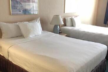 هتل Shilo Inn Mammoth Lakes