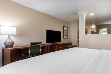 هتل Comfort Inn & Suites Coeur D Alene