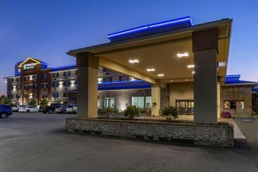 هتل Comfort Inn & Suites Coeur D Alene