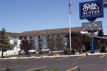 هتل Rodeway Inn