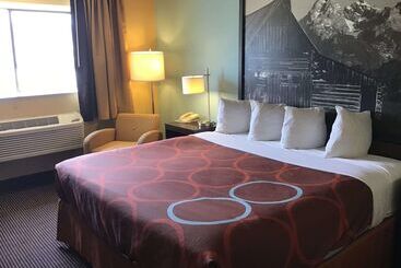 هتل Super 8 By Wyndham Casper East/evansville