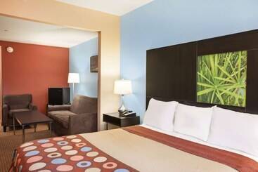 هتل Super 8 By Wyndham Pennsville/wilmington