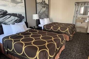 هتل Super 8 By Wyndham Tucson/grant Road Area Az