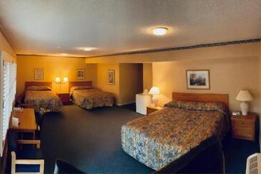 Saga Motor Hotel Pasadena