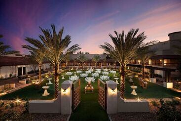 The Scottsdale Resort & Spa, Curio Collection By Hilton