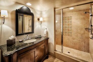 The Scottsdale Resort & Spa, Curio Collection By Hilton