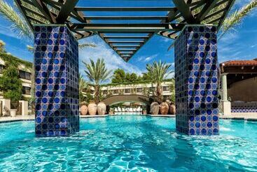 The Scottsdale Resort & Spa, Curio Collection By Hilton