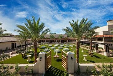 The Scottsdale Resort & Spa, Curio Collection By Hilton