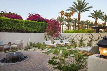 The Scottsdale Resort & Spa, Curio Collection By Hilton