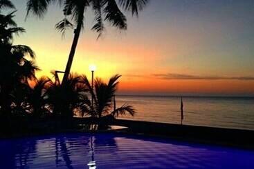 Dreamland Beach Resort