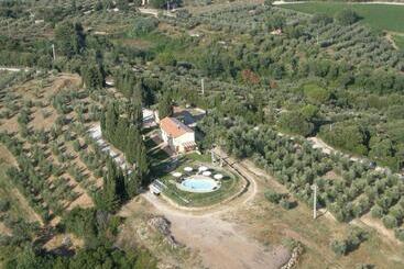 هتل Agriturismo Mercurio