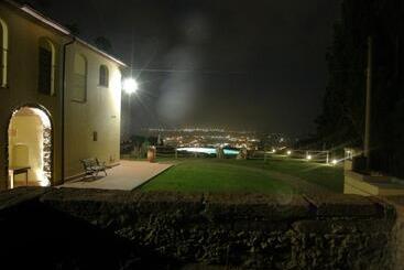هتل Agriturismo Mercurio