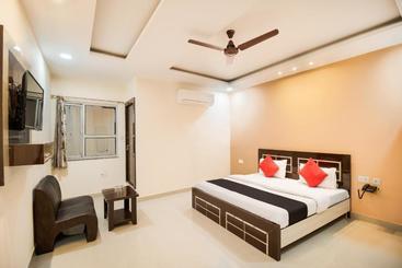هتل Capital O 67322 Aastha Krishna Niketan