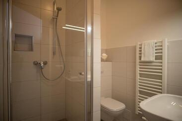 هتل Hanseat Stralsund