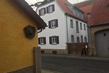 Пансион Ferienwohnung Ingrid Fröhlich