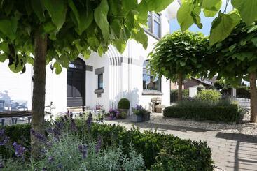 A Bascule Bed And Breakfast Maastricht