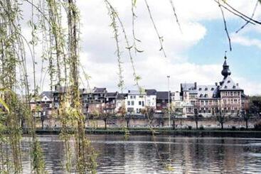 A Bascule Bed And Breakfast Maastricht