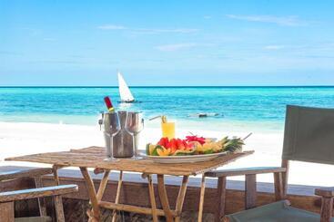 هتل Zanzibar Sunrise At Bandas