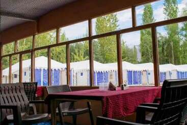 هتل Tih Julley World Camp