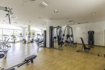 هتل Blau Punta Reina Junior Suites