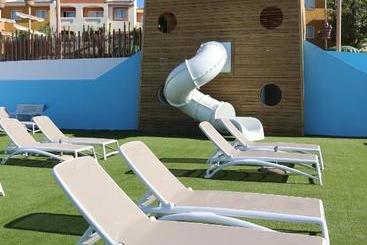 هتل Blau Punta Reina Junior Suites