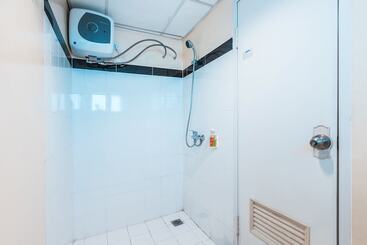 هتل The Habitat By Oyo Rooms