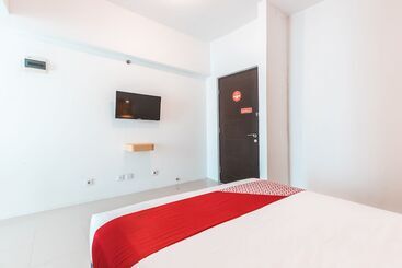 هتل The Habitat By Oyo Rooms
