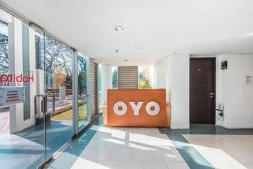 هتل The Habitat By Oyo Rooms