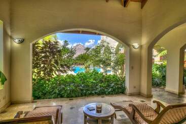 Casa Las Brisas A Caribbean Vacation Dream