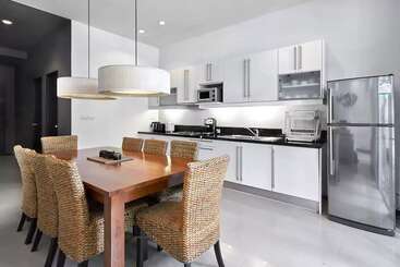 Oxygen Villa By Alexanders