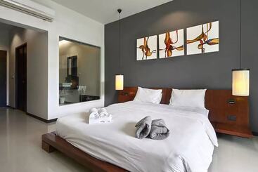 Oxygen Villa By Alexanders