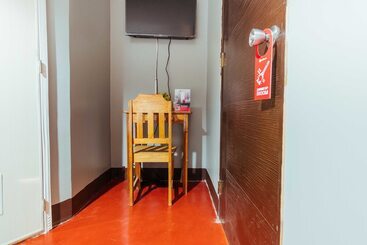 پانسیون Reddoorz Plus @ Rizal Avenue Palawan
