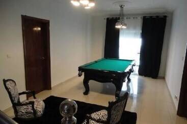 Villa French Luxe