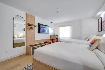 Bob Hotels Tallahassee   Boutique On Budget