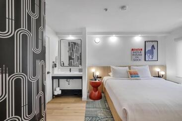 Bob Hotels Tallahassee   Boutique On Budget