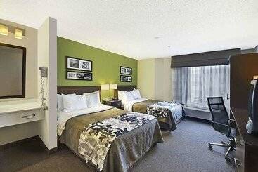 هتل Baymont By Wyndham Fort Collins
