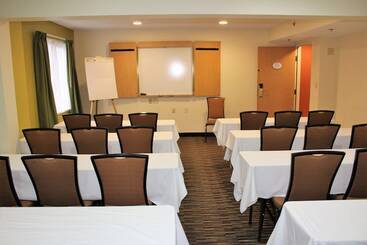 هتل Baymont By Wyndham Newark At University Of Delaware