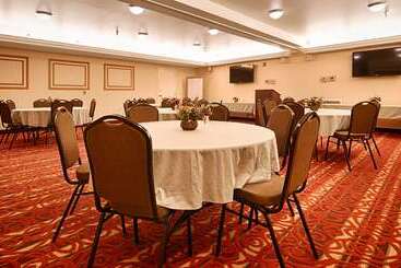 هتل Best Western Plus Silver Saddle Inn